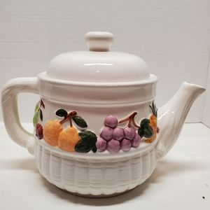VTG Fruity teapot 🫖